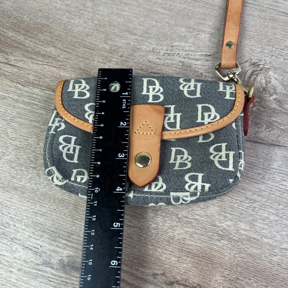 Dooney & Bourke Signature Wristlet - Picture 6 of 7